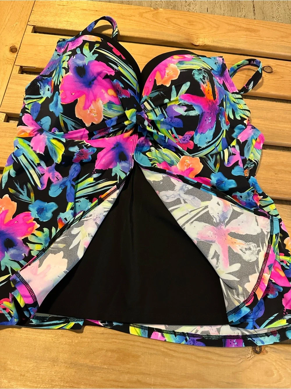 Swimsuits for all Faux Flyaway Underwire Tankini Top size 18 nwot